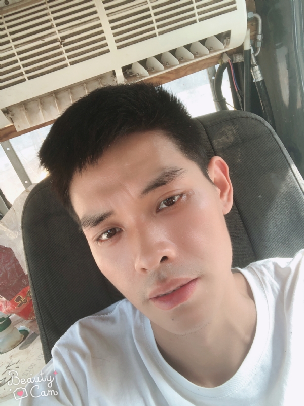 小董的第一张照片--成都王婆说媒