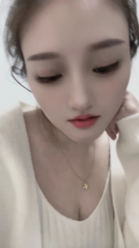 不倾城的第一张照片--成都王婆说媒