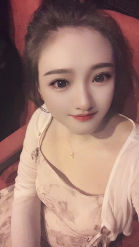 不倾城的第二张照片--成都王婆说媒