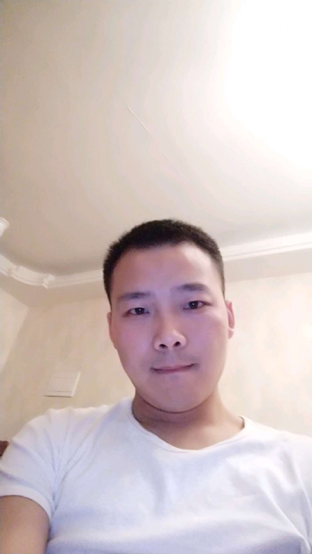 李先生的第一张照片--成都王婆说媒